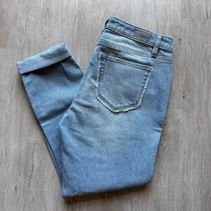 Miss Me Relaxed Fit Jeans Mid Rise Light Wash Distressed Size 29